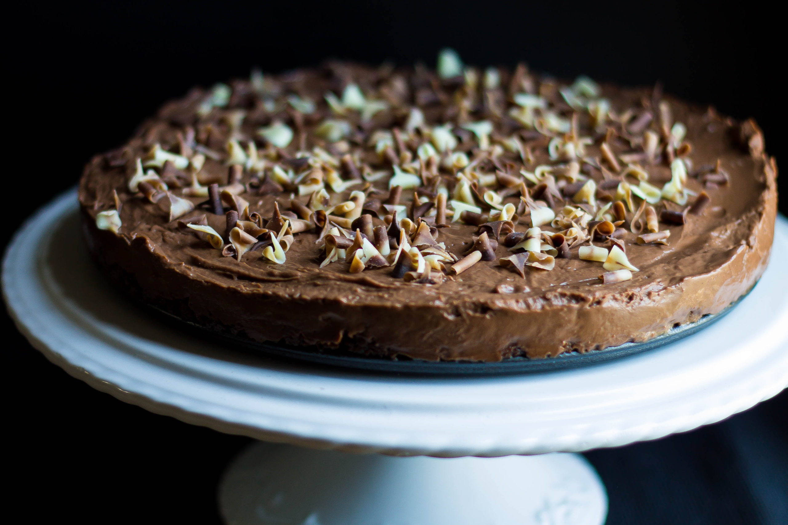 Achieve Silky Smooth Chocolate Torte: Top Tips Revealed